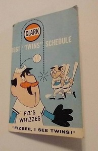 lot 945 image: EXTREMELY RARE 1961 Minnesota Twins Pocket Schedule