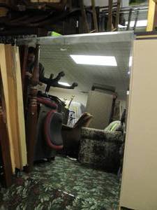 lot 287 image: Lot of 5 mirrors measuring 3 x 4 feet