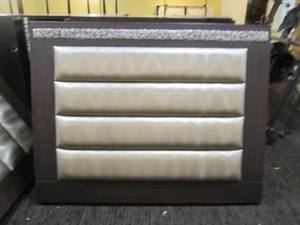 lot 311 image: 10 Queen headboards...