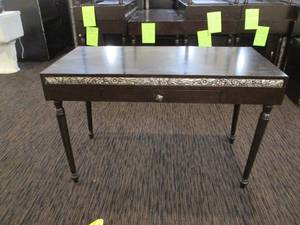 lot 317 image: Desk top is 42 x 24...