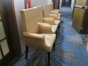 lot 326 image: Lot of 5 arm chairs, first come first choice
