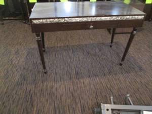 lot 346 image: Desk top measures 1 x 4...