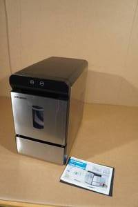 lot 1F image: Upstreman Nugget Ice Maker