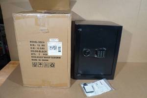 lot 4 image: 2.3 Cu Ft Fireproof Safe