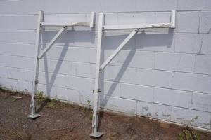lot 7 image: Ultra-Tow Ladder Racks
