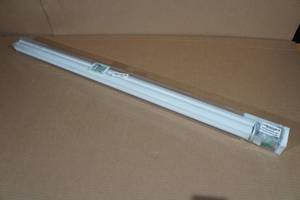 lot 43 image: 45x72 Roller Window Shade -White