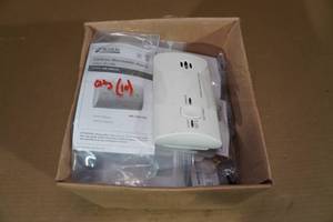 lot 108 image: 10 Kidde Carbon Monoxide Alarms