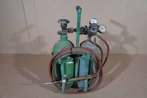 lot 122 image: Oxy Acetylene Torch Set