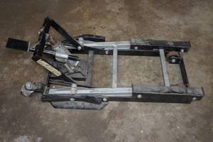 lot 144 image: Motorcycle Lift