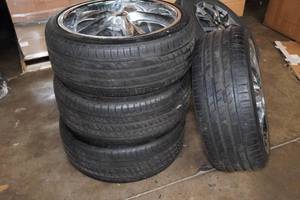 lot 150 image: Set of Foose 20 Rims with 24535ZR20 Tires