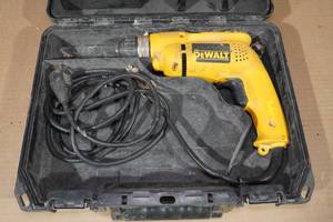 lot 213 image: DeWalt 38 VSR Drill