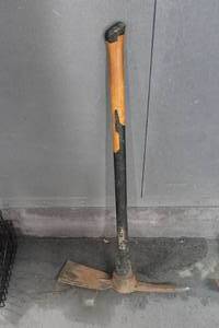 lot 157 image: Collins Axe Pick Axe