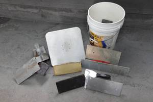 lot 163 image: Bucket of Drywall Tools