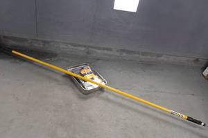 lot 179 image: Purdy 8-16 Extension Pole with Paint Set