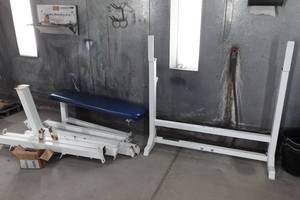 lot 178 image: BFS Olympic Weight Bench with Squat Rack