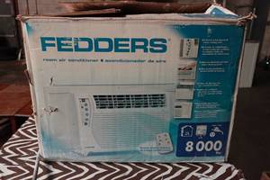 lot 262 image: Fedders 8000 BTU Window Air Conditioner
