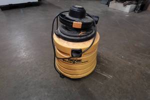 lot 292 image: Genie 2 HP WetDry Vacuum
