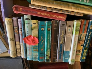 lot 65 image: Huge lot of good books