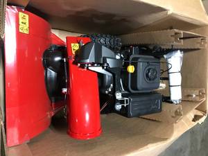 Toro Power Max 826 OAE 26 in. 252cc Two-Stage Electric Start Gas Snow Blower Customer Returns See Pictures