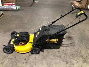DEWALT 21 in. 150cc Briggs and Stratton 625ex Engine Rear Wheel Drive 2-in-1 Gas Self Propelled Walk Behind Lawn Mower Customer Returns See Pictures