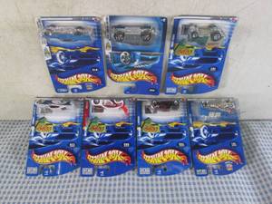 lot 35 image: (EC1) Assorted Hot Wheels In Packaging