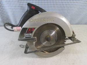 lot 47 image: (BSB) Skilsaw 7 14 Circular Saw...