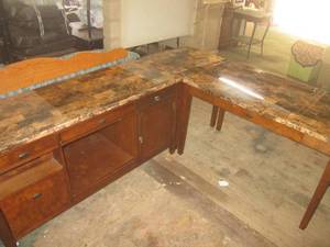 lot 130 image: (HG) 3pc Corner Desk - Can Be Set Up Both SidesWays