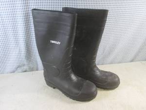 lot 57 image: (CS) Pair Tingly Rubber Boots Size 10