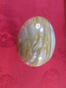 lot 67 image: (FS) Polished Stone Egg - Approx 2 34 x 1 78