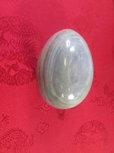 lot 68 image: (FS) Polished Stone Egg - Approx 2 58 x 1 34