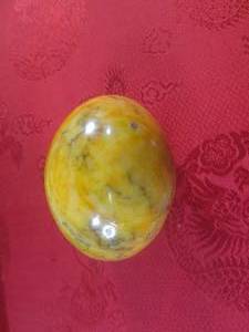 lot 76 image: (FS) Polished Stone Egg - Approx 2 14 x 1 58