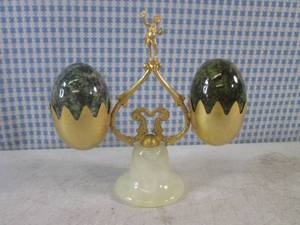 lot 86 image: (FS) Vintage Alabaster Base Holder with 2 Polished Stone Eggs 5 34 H x 6 W