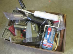 lot 233 image: (BR1) Box of Misc - See Photos...