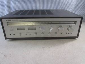 lot 260 image: (EC1) Yamaha CR-640 Natural Sound Stereo Receiver - Powers On