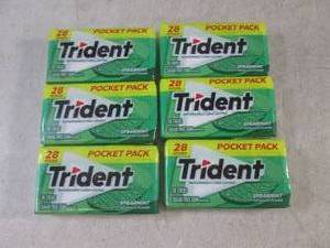 lot 335 image: (B-1) 6 Trident 28pc Pocket Pack Spearmint Gum Best by March 2025