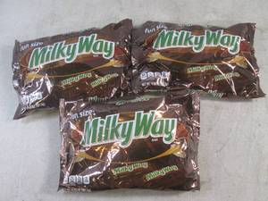lot 338 image: (B-2) 3 Bags of Fun Size Milky Way Candy Bars Past Date