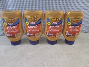 lot 368 image: (B-4) 4 Kraft Mayo Buffalo Style Dressing 22oz Past Date