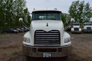 2011 Mack Pinnacle CHU613