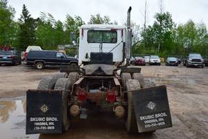 2001 Mack CH613