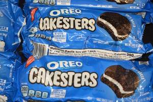 Lot of 10 Oreo Cakesters Soft Snack Cakes