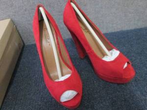 NIB Bonnibel Red Suede Peep Toe Sti...