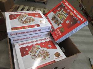 9 Gingerbread Houses...