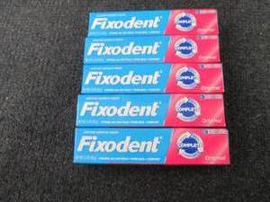 5- 2.4 oz Fixodent...