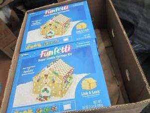 8 FunFetti Sugar Cookie Cottage Kit...
