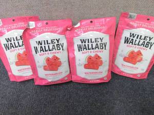 4- 10 oz Wiley Wallaby Soft & Chewy...