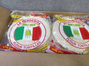 12- 10 ct La Banderita Soft Taco Fl...