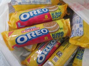 12- 4 oz Oreo Golden Double Stuf...
