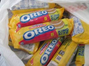 12- 4 oz Oreo Golden Double Stuf...