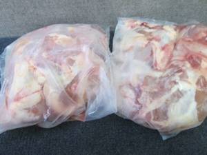 EE 2 Bags- 6.75 to 7 lb FROZEN Chic...