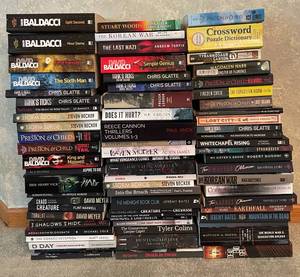lot 281 image: MAIN - Large Lot of Assorted Fiction and Non-Fiction Books